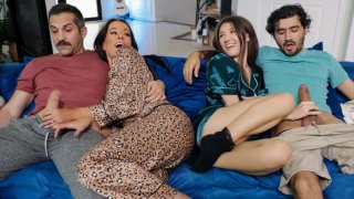 [MylfXTeamSkeet] Sofie Marie And Maya Woulfe &#8211; No Nut November Bet (2023.01.25)