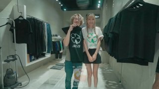 Picking Up A Tall And Slender Apparel Store Clerk In Tokyo With An Outstanding Figure! Frustrated, She Sneaks Out Of Work During The Day On A Weekday And Has A Little Exciting Time!