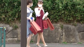 Kiho Gonzo dare to deceive girls on their way home from the wedding