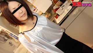 Yumemi Nakayama Looking at the room of a girl living alone That child s home picked up